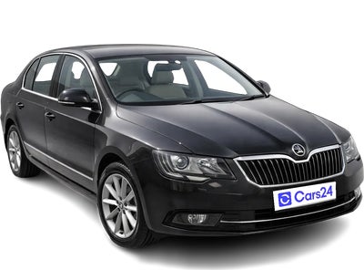 2015 Skoda Superb - Sedan - Petrol - Automatic - ₹4.84 lakh