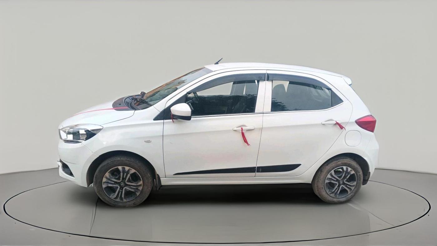 2019 Tata Tiago XZ PETROL, Petrol, Manual, 51,071 km, exterior