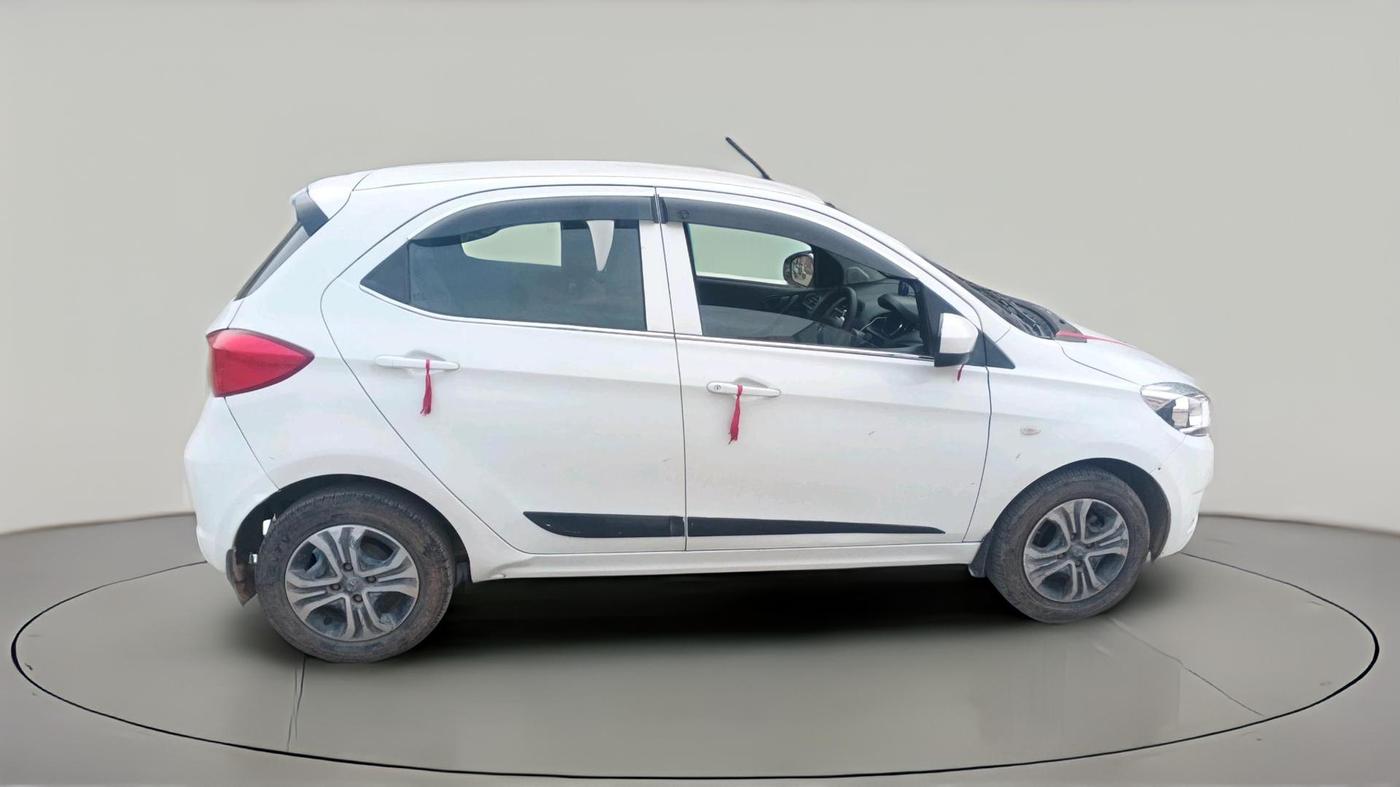 2019 Tata Tiago XZ PETROL, Petrol, Manual, 51,071 km, exterior