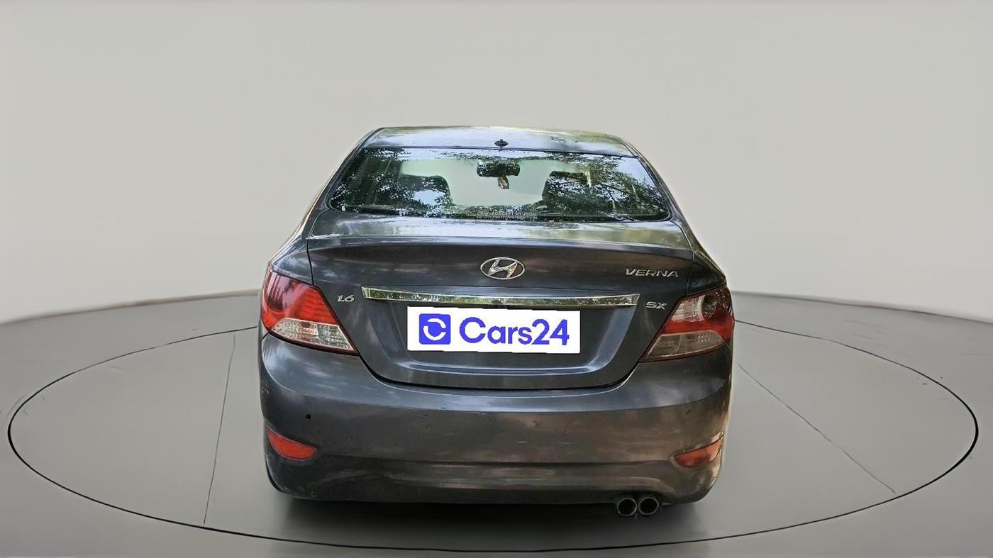 2013 Hyundai Verna FLUIDIC 1.6 VTVT SX, Petrol, Manual, 1,44,968 km, exterior
