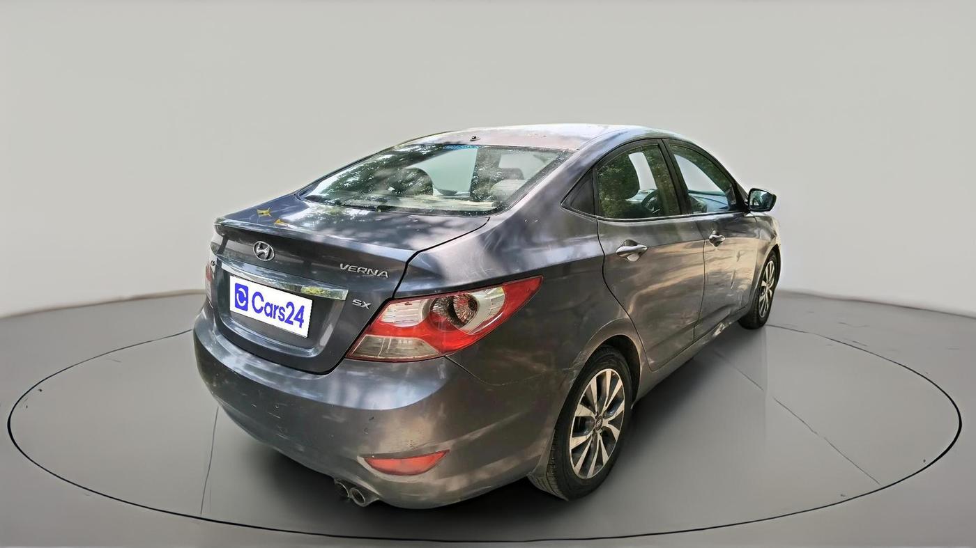 2013 Hyundai Verna FLUIDIC 1.6 VTVT SX, Petrol, Manual, 1,44,968 km, exterior