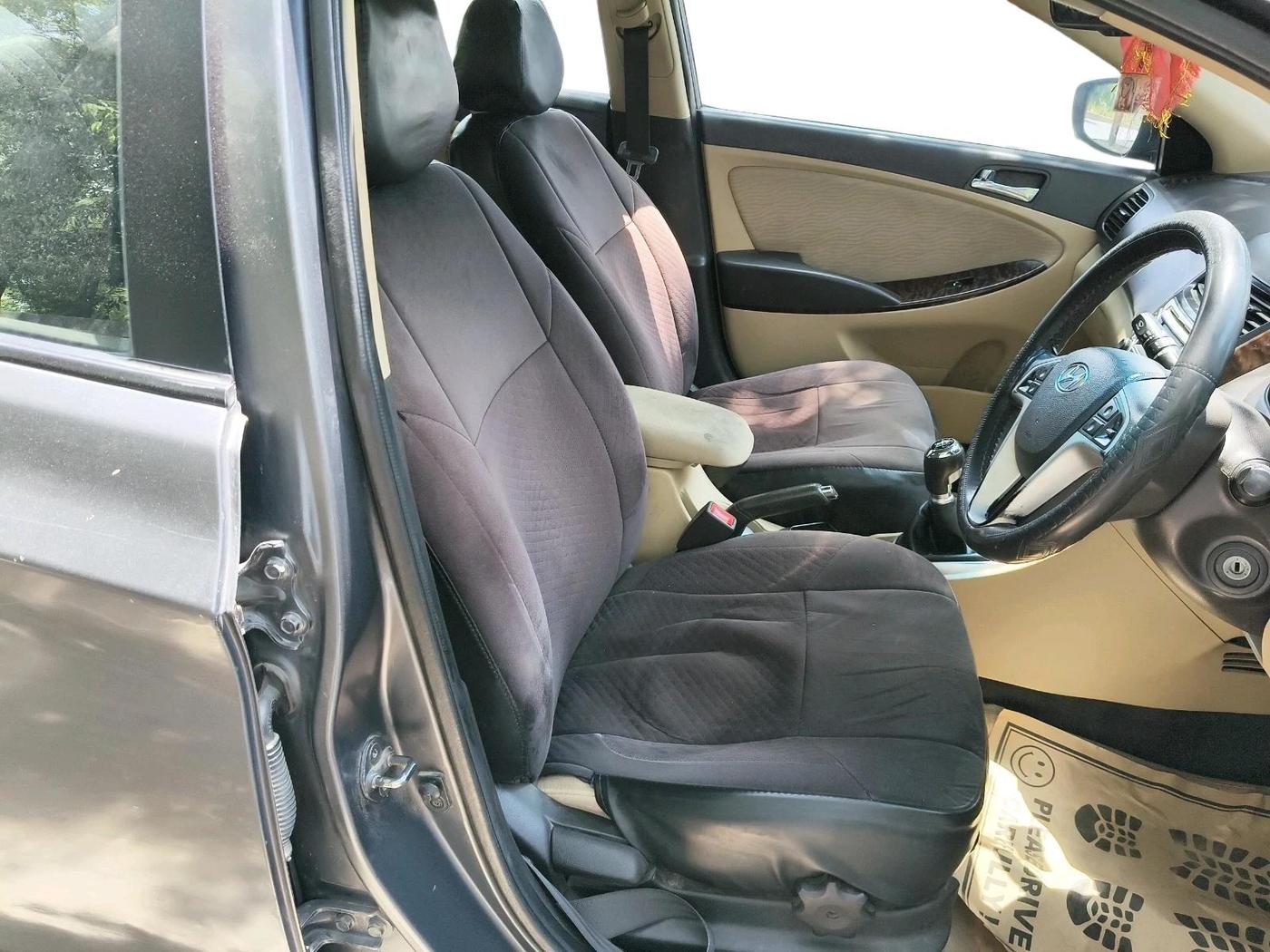 2013 Hyundai Verna FLUIDIC 1.6 VTVT SX, Petrol, Manual, 1,44,968 km, interior