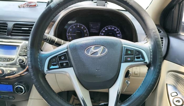 2013 Hyundai Verna FLUIDIC 1.6 VTVT SX, Petrol, Manual, 1,44,968 km, interior