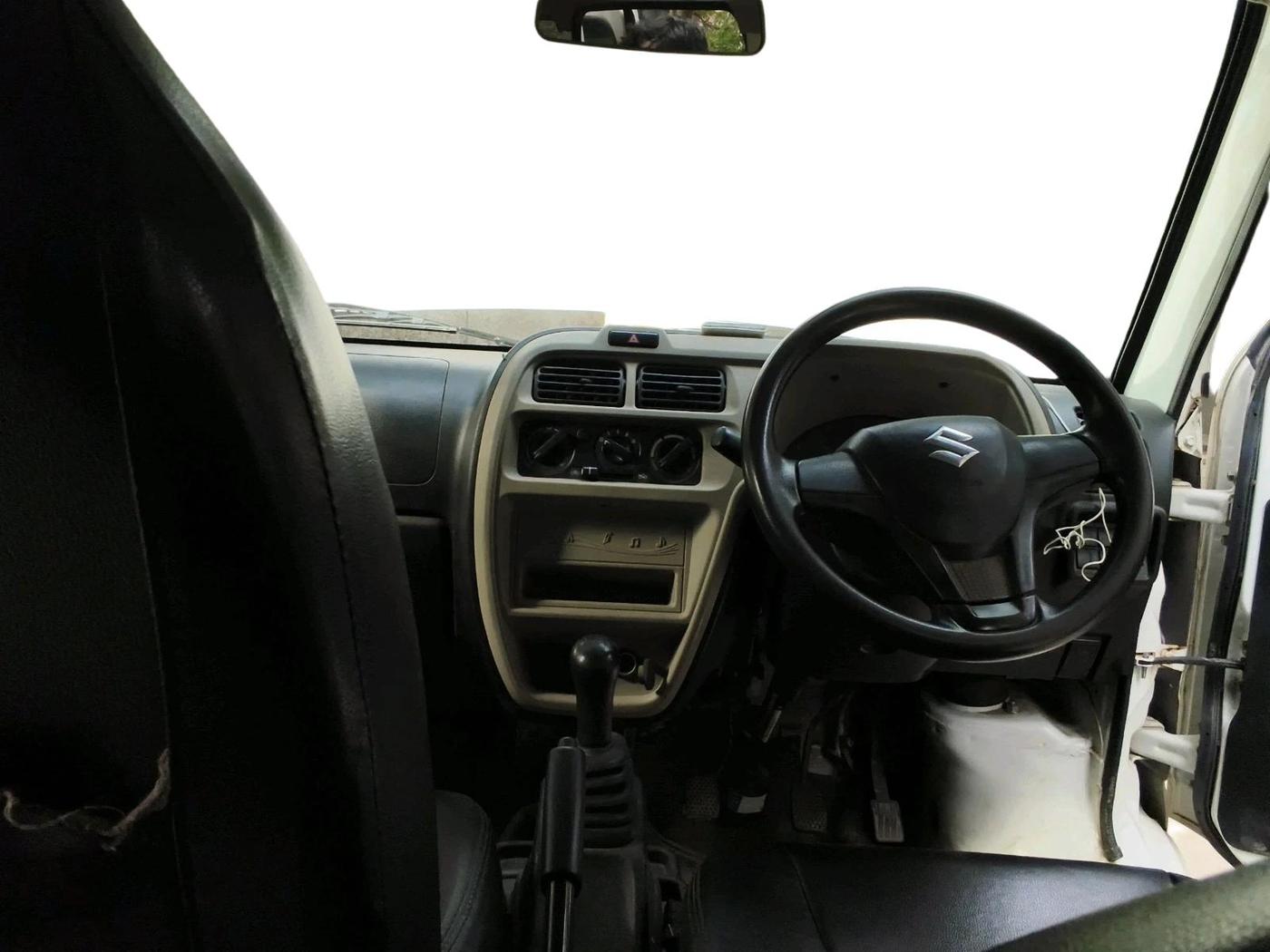 2023 Maruti Eeco 7 STR STD 1.2, Petrol, Manual, 13,373 km, interior