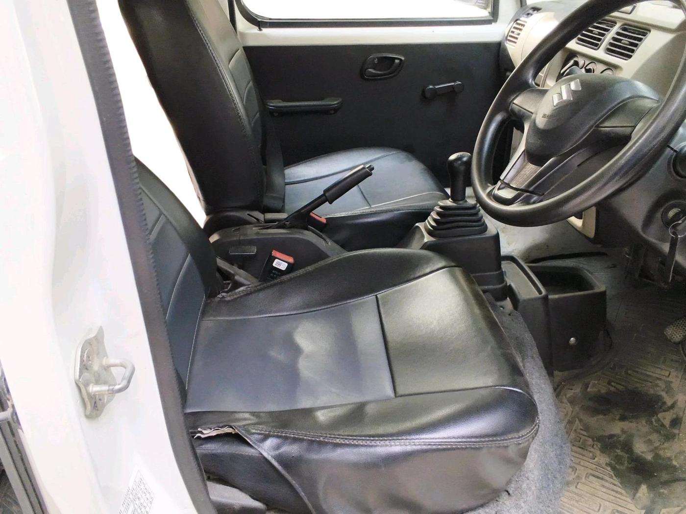 2023 Maruti Eeco 7 STR STD 1.2, Petrol, Manual, 13,373 km, interior