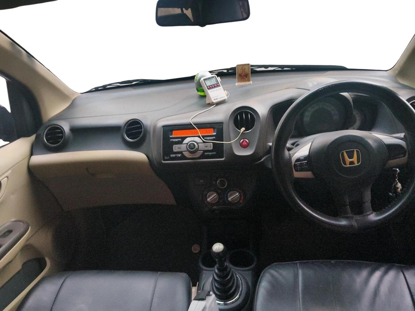 2013 Honda Brio S MT, Petrol, Manual, 62,570 km, interior