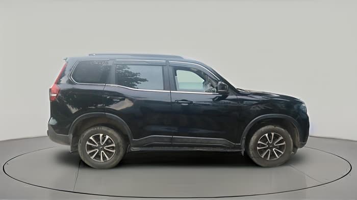 2024 Mahindra SCORPIO-N Z2 PETROL MT 7 STR, Petrol, Manual, 29,514 km, exterior