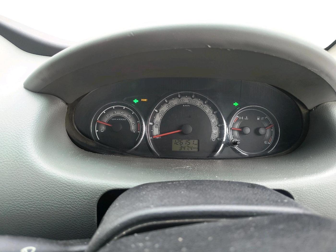 2016 Mahindra NUVOSPORT N8, Diesel, Manual, 1,26,151 km, interior