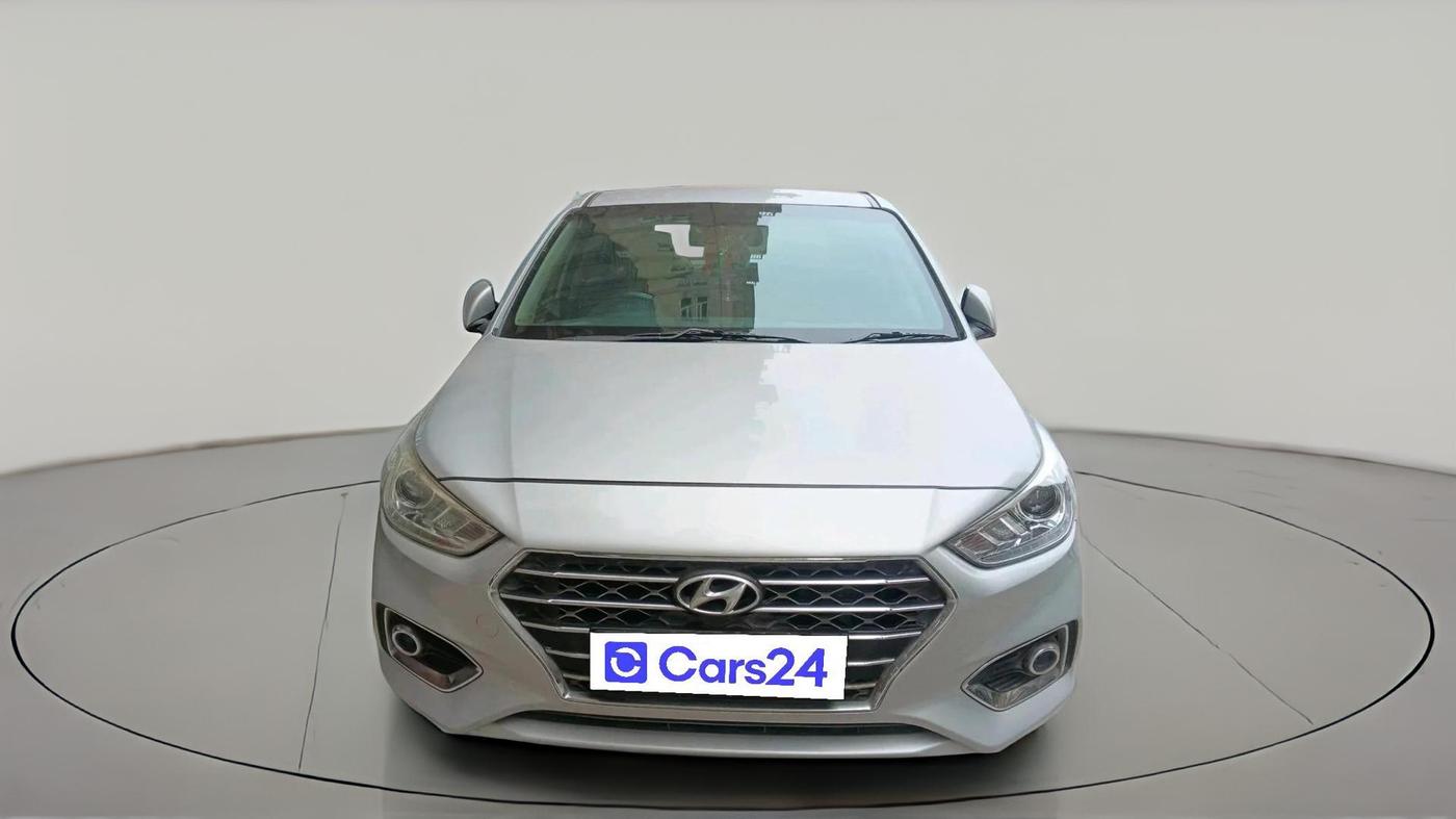 2018 Hyundai Verna 1.6 CRDI SX, Diesel, Manual, 1,70,279 km, exterior