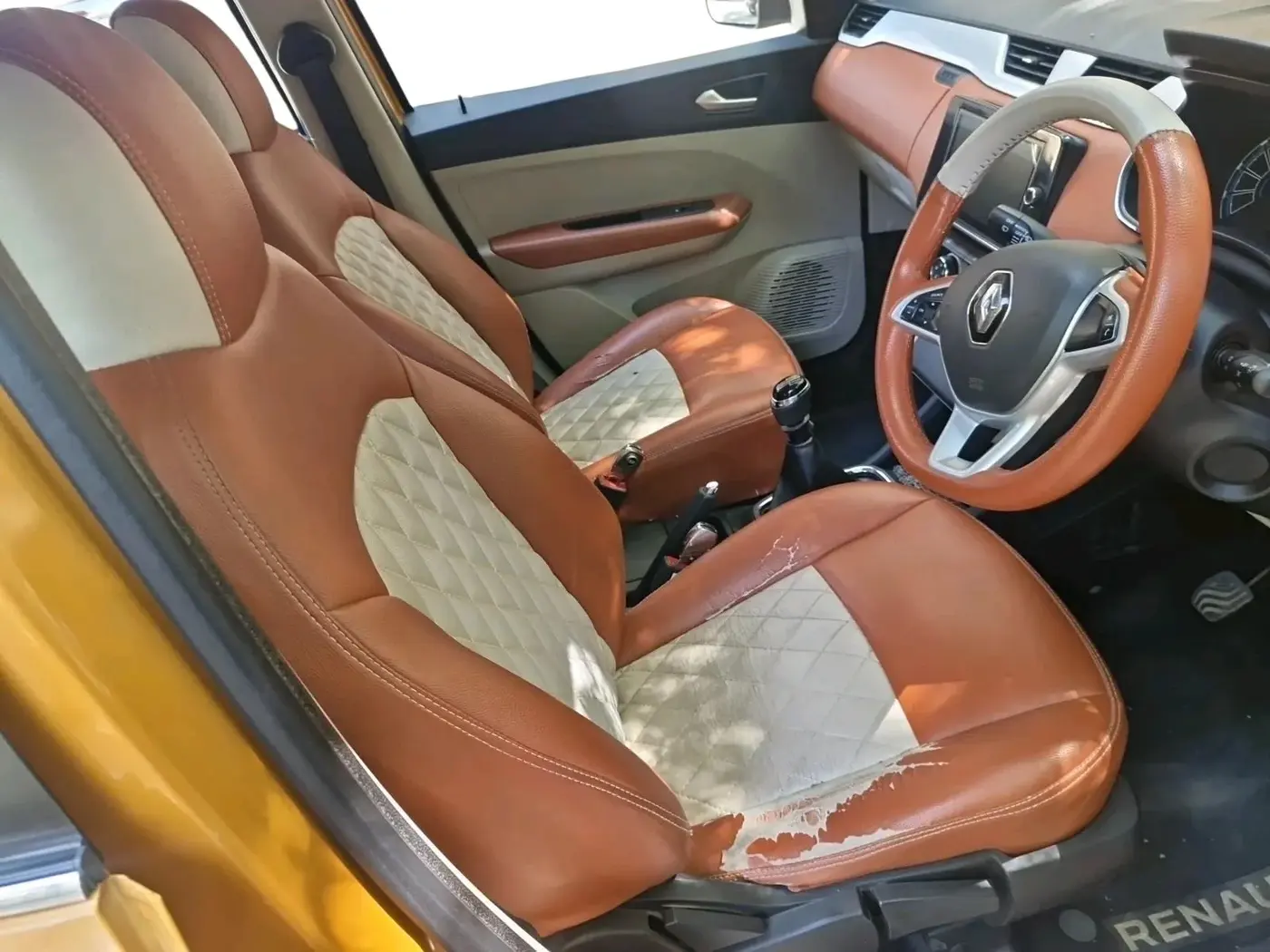 2022 Renault TRIBER RXZ, Petrol, Manual, 83,188 km, interior