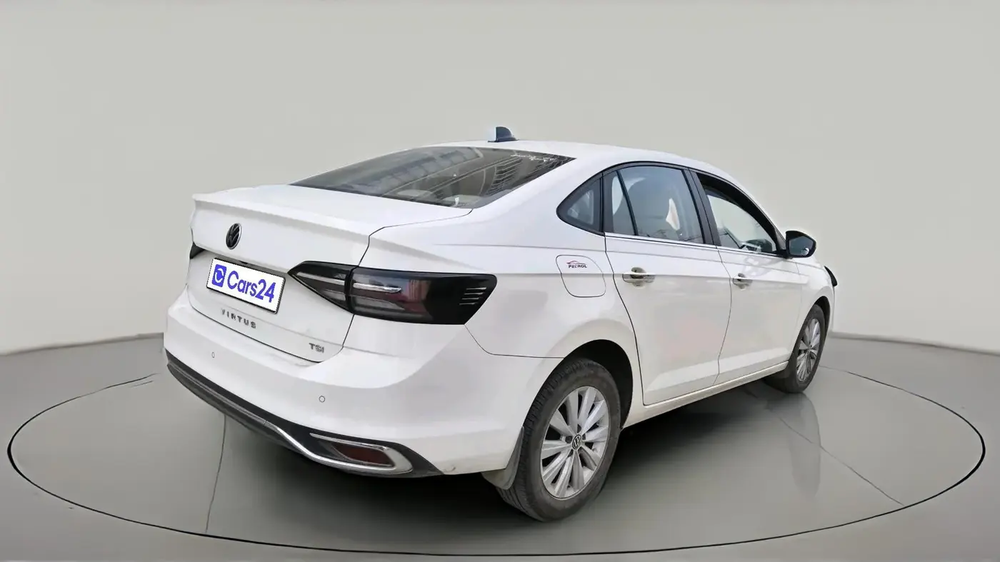 2022 Volkswagen VIRTUS HIGHLINE TSI 1.0 MT, Petrol, Manual, 29,166 km, exterior