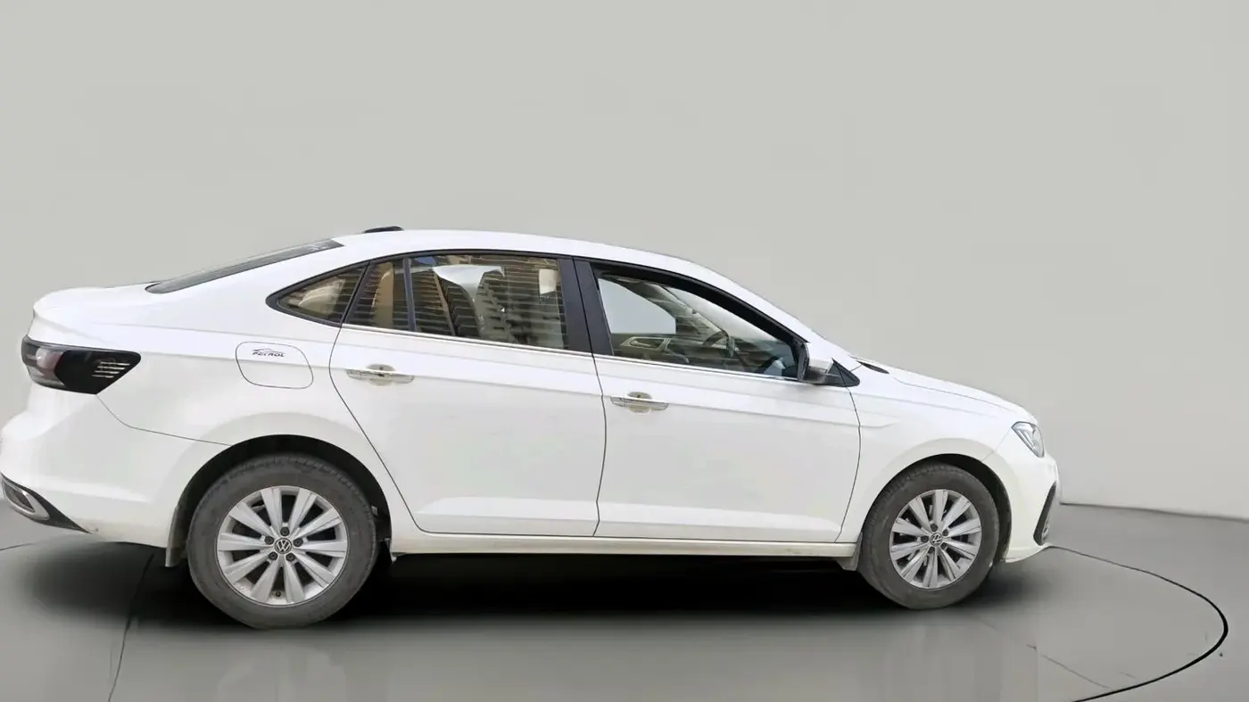 2022 Volkswagen VIRTUS HIGHLINE TSI 1.0 MT, Petrol, Manual, 29,166 km, exterior