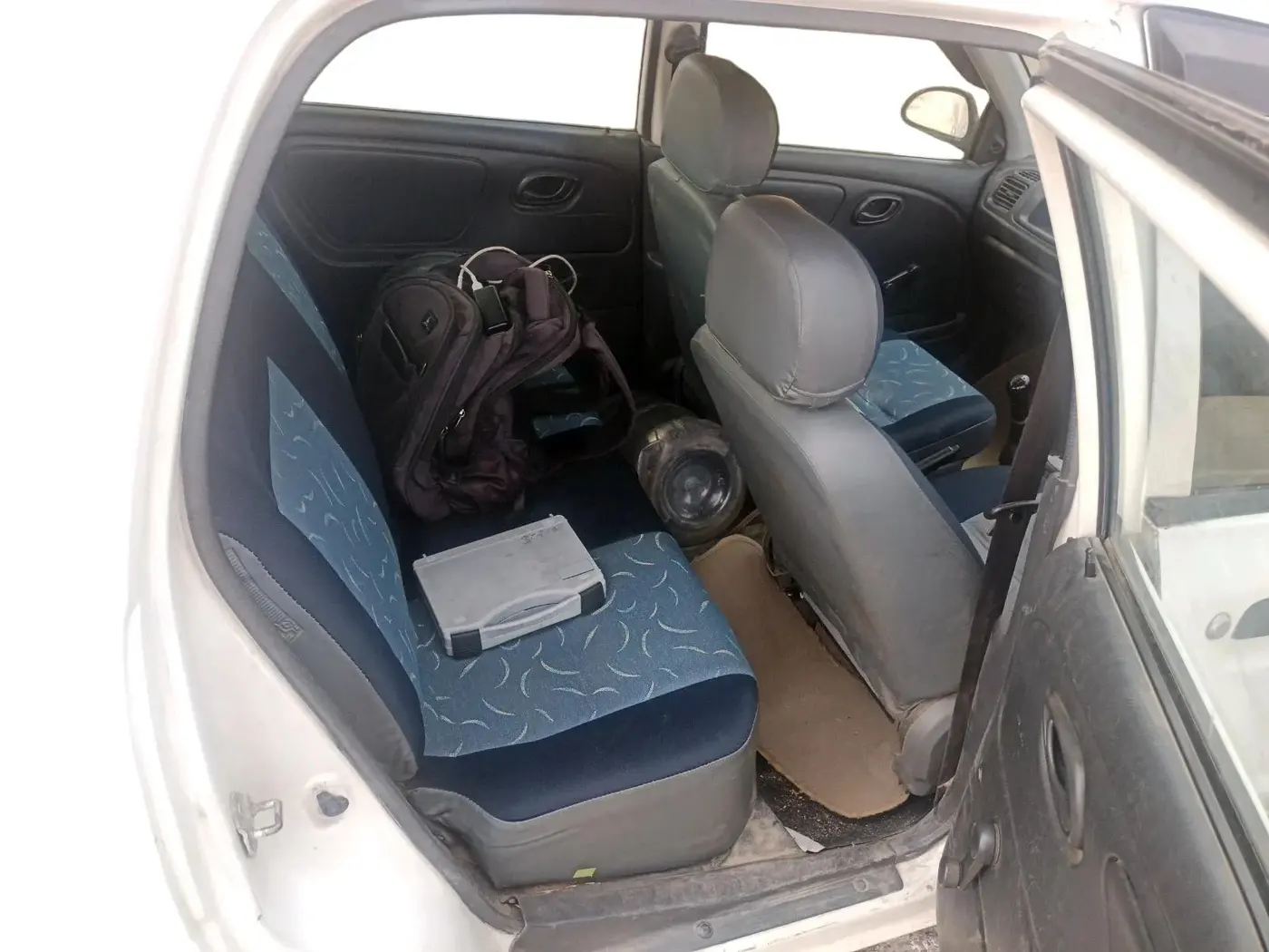 2011 Maruti Alto LXI, CNG, Manual, 1,03,656 km, interior