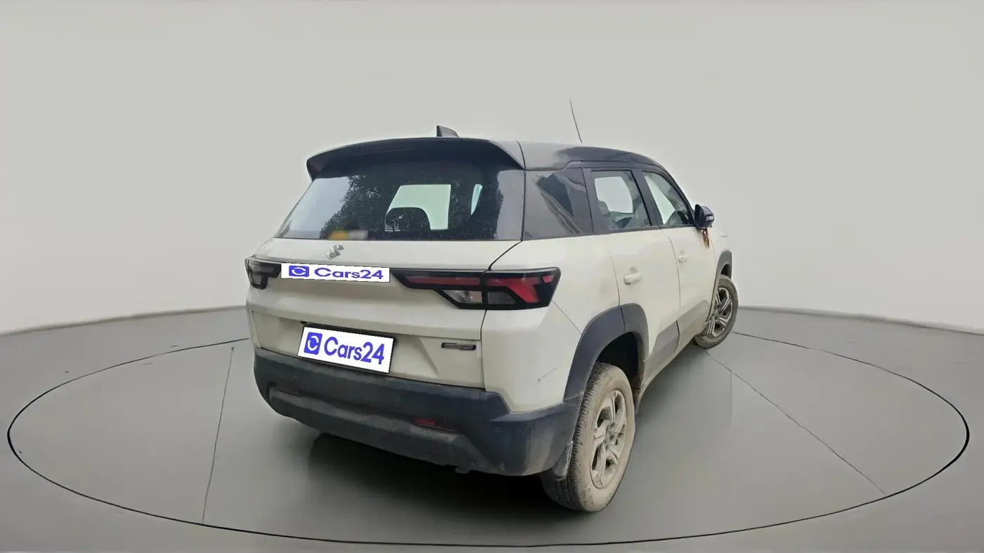 2023 Maruti BREZZA LXI SMART HYBRID, Petrol, Manual, 29,300 km, exterior