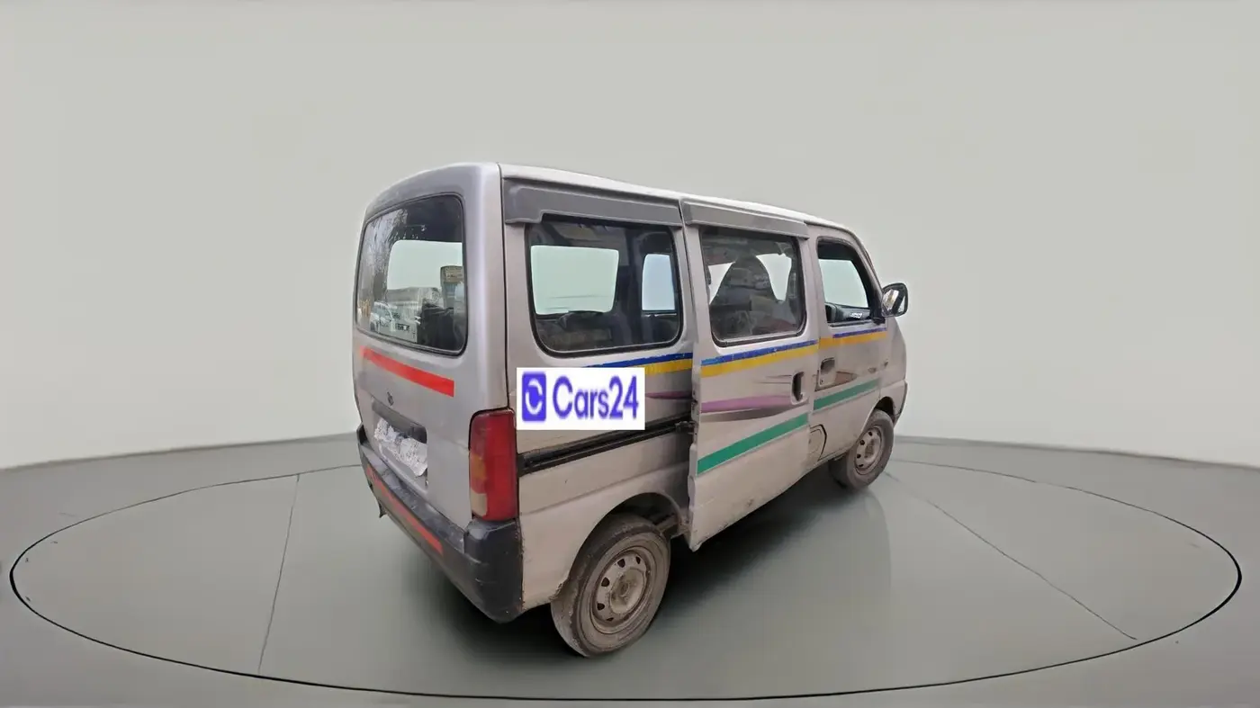2016 Maruti Eeco 7 STR, CNG, Manual, 3,65,120 km, exterior