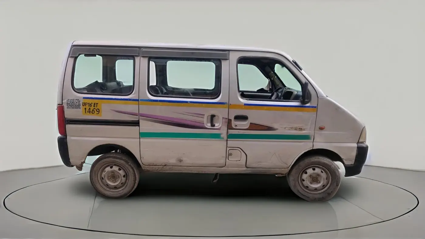 2016 Maruti Eeco 7 STR, CNG, Manual, 3,65,120 km, exterior