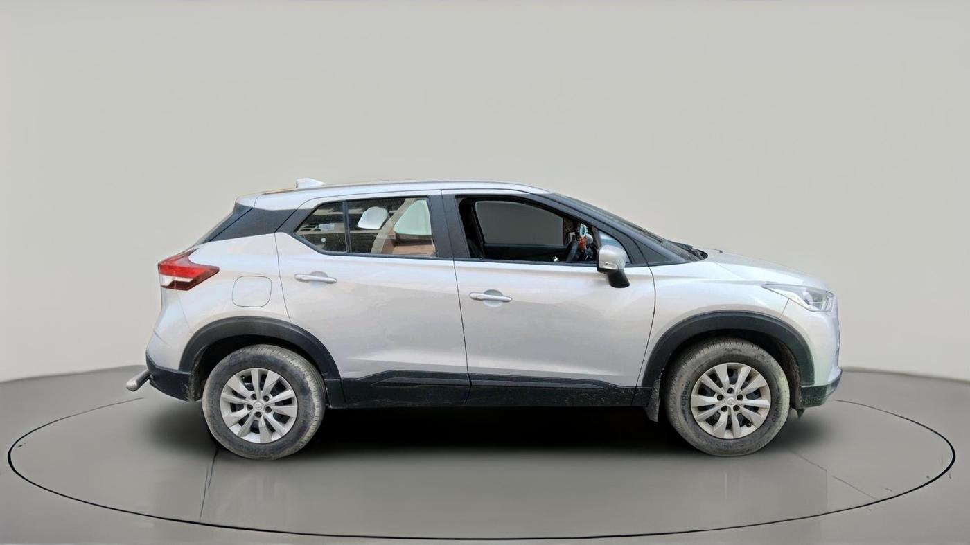 2019 Nissan Kicks XL 1.5, Petrol, Manual, 61,980 km, exterior