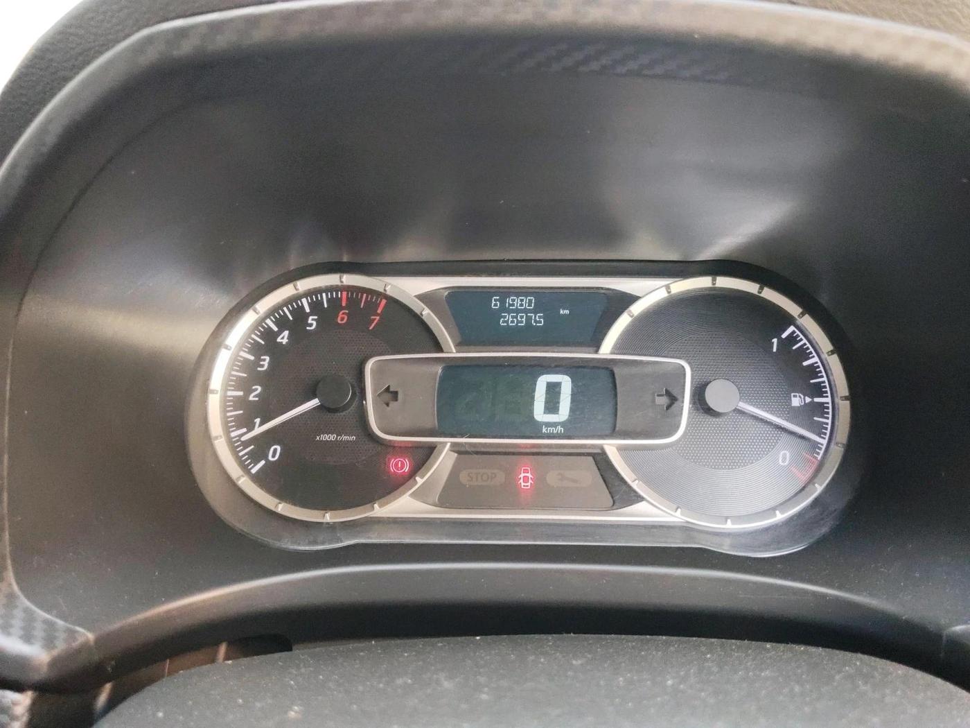 2019 Nissan Kicks XL 1.5, Petrol, Manual, 61,980 km, interior