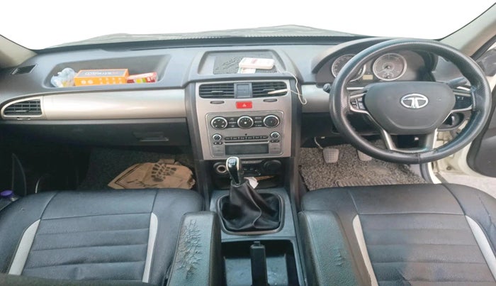 2016 Tata Safari Storme 2.2 EX 4X2, Diesel, Manual, 1,40,085 km, interior
