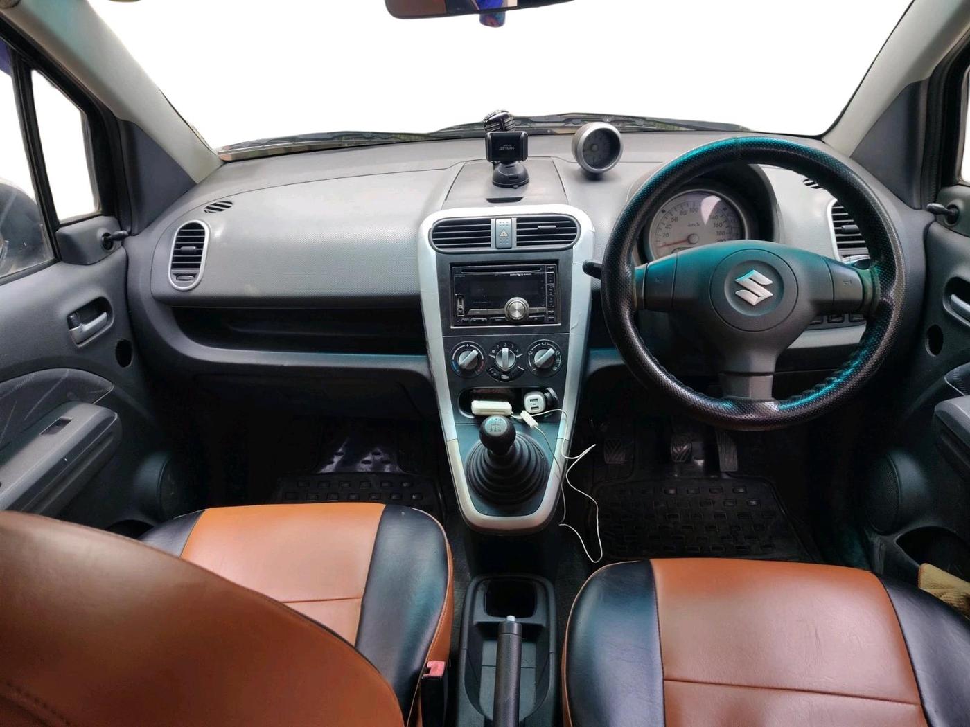 2011 Maruti Ritz VXI, Petrol, Manual, 96,606 km, interior