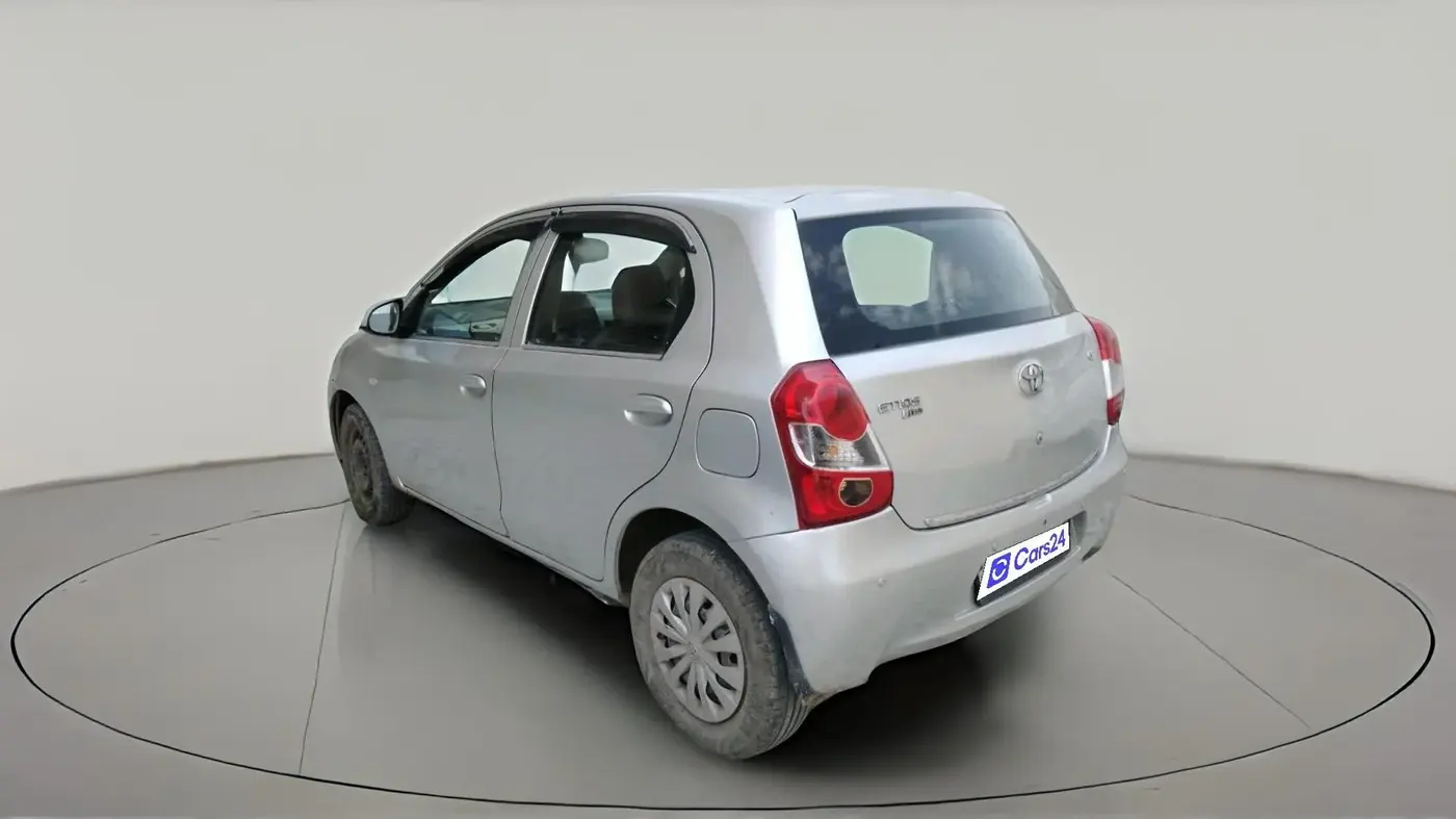 2015 Toyota Etios Liva G, Petrol, Manual, 99,742 km, exterior