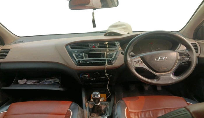 2016 Hyundai Elite i20 SPORTZ 1.4 CRDI, Diesel, Manual, 1,79,547 km, interior