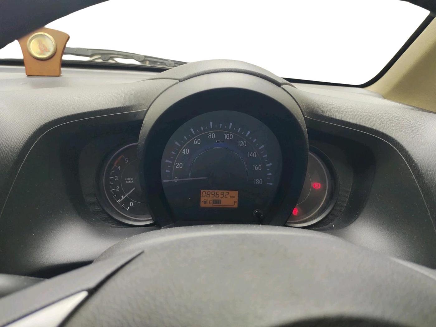 2015 Honda Amaze 1.5L I-DTEC S, Diesel, Manual, 89,692 km, interior