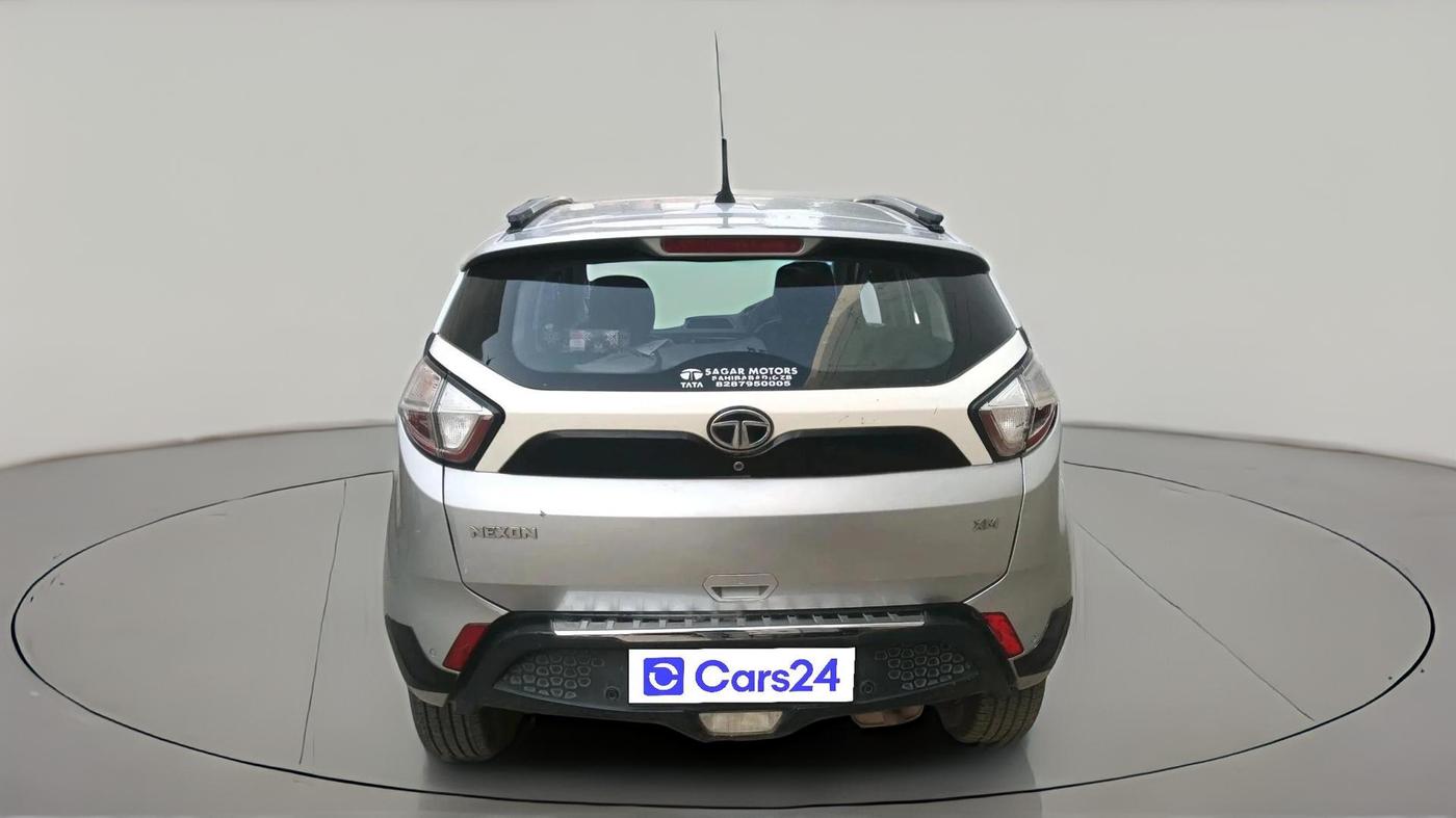 2018 Tata NEXON XM PETROL, Petrol, Manual, 1,29,468 km, exterior