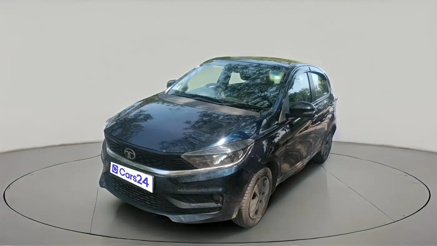 2025 Tata Tiago XTA PETROL, Petrol, Automatic, 7,749 km, exterior