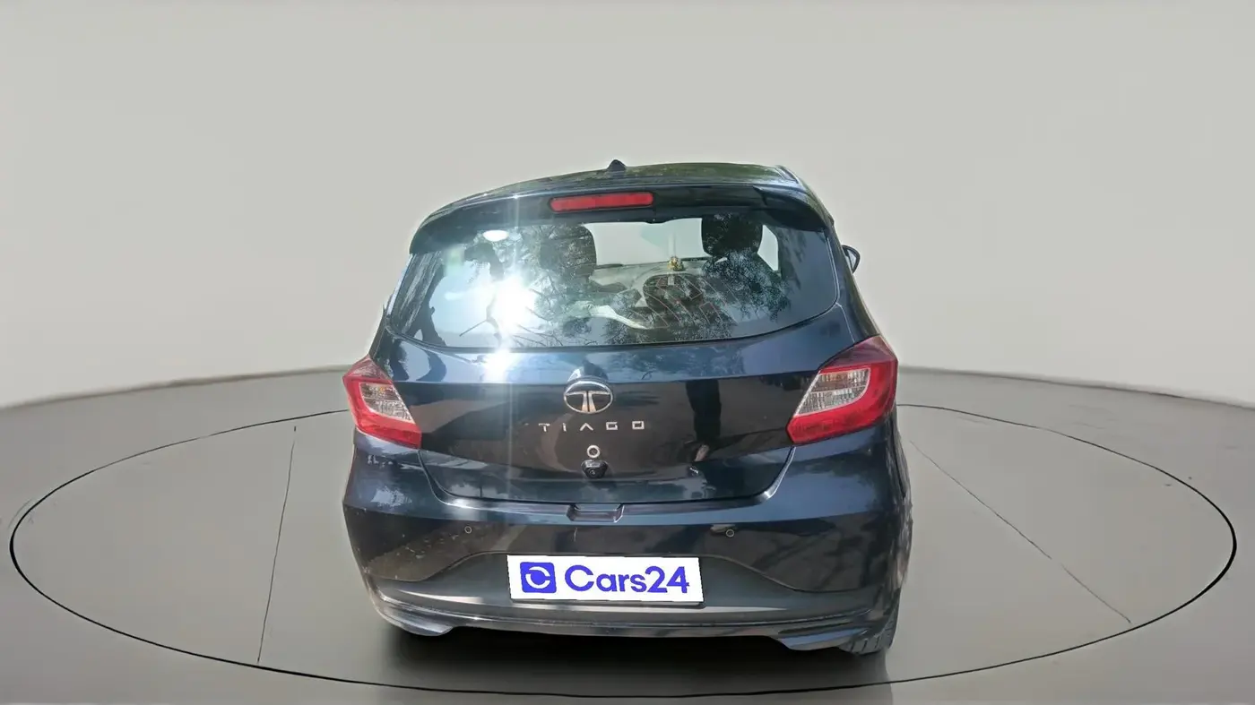 2025 Tata Tiago XTA PETROL, Petrol, Automatic, 7,749 km, exterior
