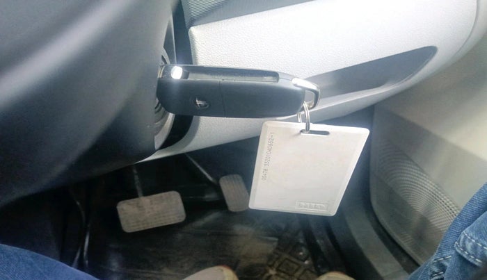 2025 Tata Tiago XTA PETROL, Petrol, Automatic, 7,749 km, interior