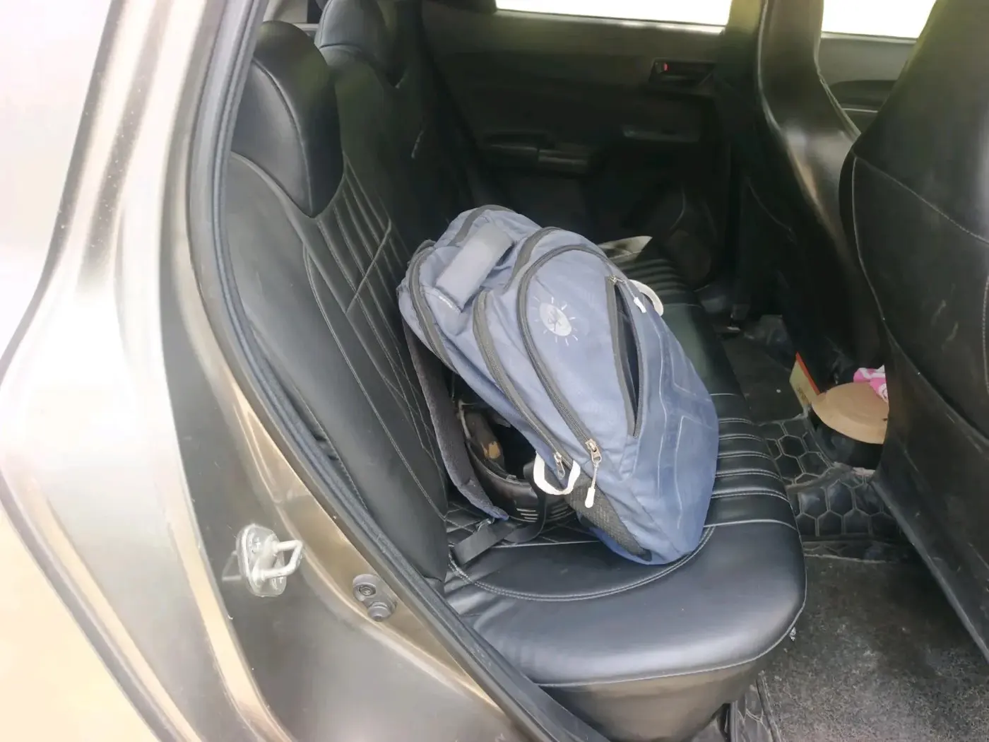 2022 Maruti Swift LXI, Petrol, Manual, 43,986 km, interior
