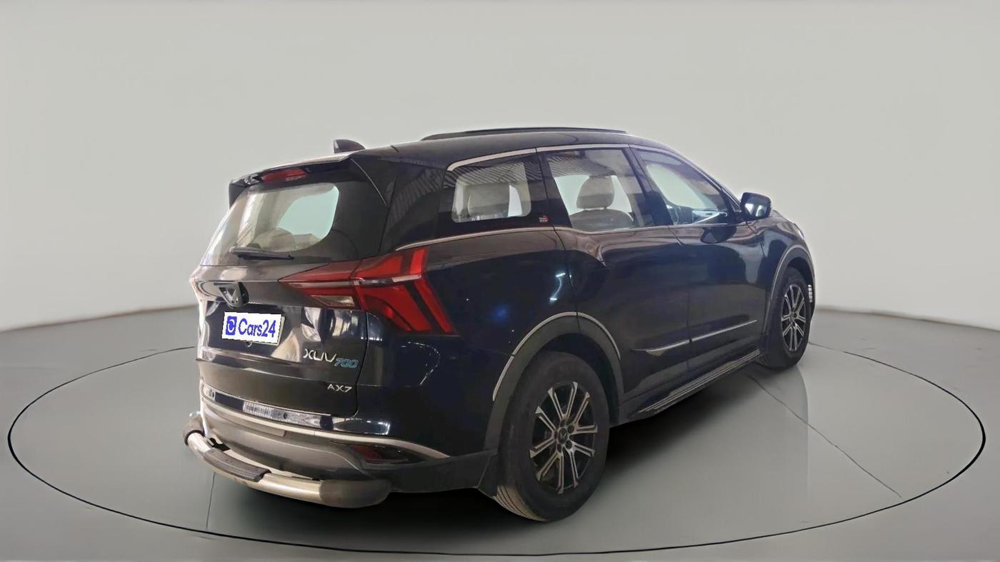 2021 Mahindra XUV700 AX 7 P MT 7 STR, Petrol, Manual, 54,944 km, exterior