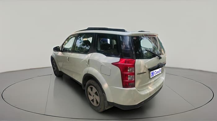 2016 Mahindra XUV500 W6 1.99, Diesel, Manual, 89,450 km, exterior