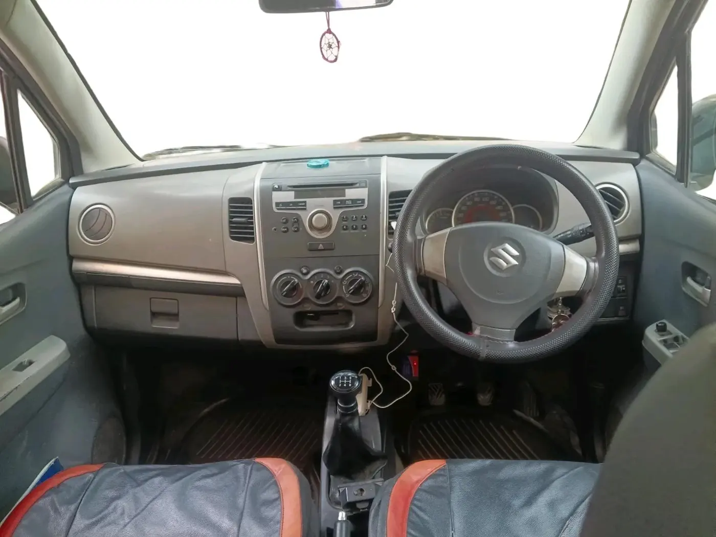 2011 Maruti Wagon R 1.0 VXI, Petrol, Manual, 1,42,521 km, interior