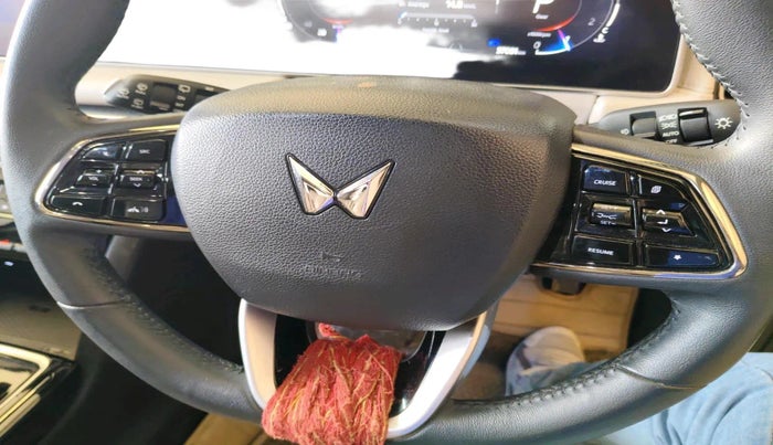 2024 Mahindra XUV700 AX 7 LUXURY D AWD AT 7 STR, Diesel, Automatic, 37,031 km, interior