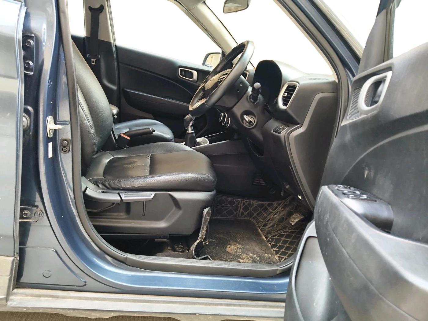 2021 Hyundai VENUE SX 1.0 TURBO IMT, Petrol, Manual, 80,924 km, interior