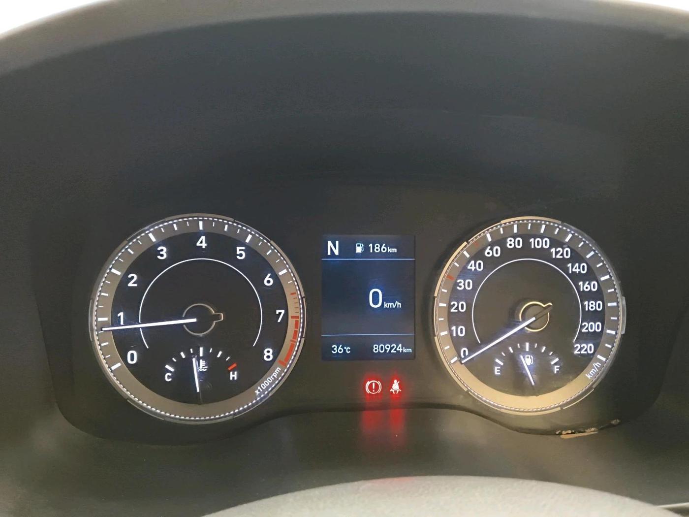 2021 Hyundai VENUE SX 1.0 TURBO IMT, Petrol, Manual, 80,924 km, interior