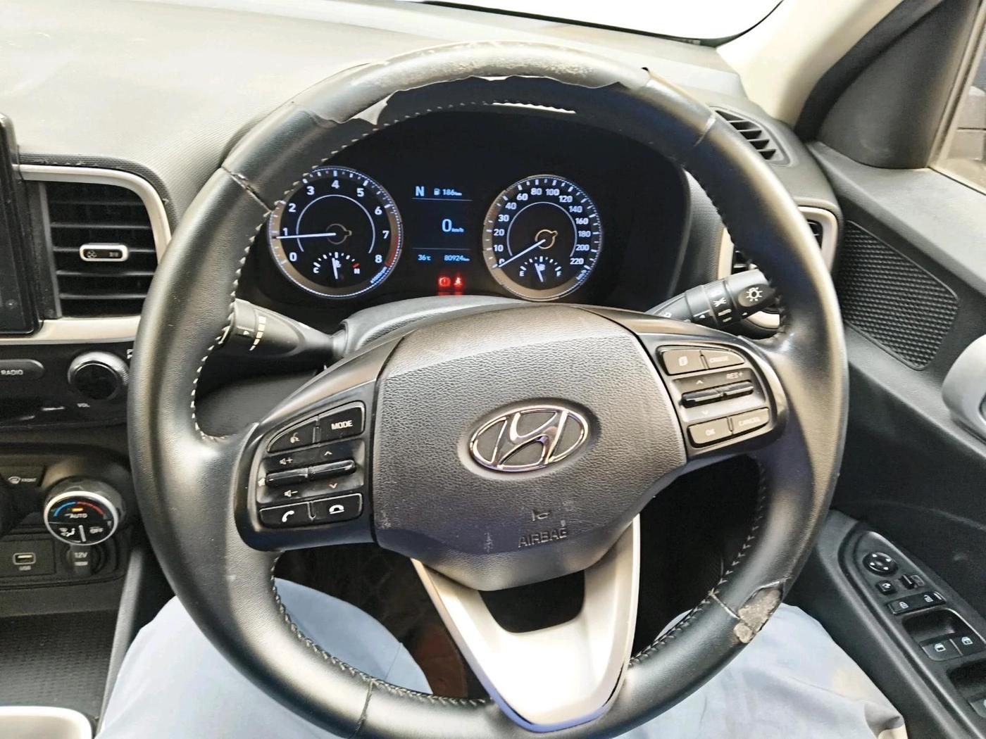 2021 Hyundai VENUE SX 1.0 TURBO IMT, Petrol, Manual, 80,924 km, interior