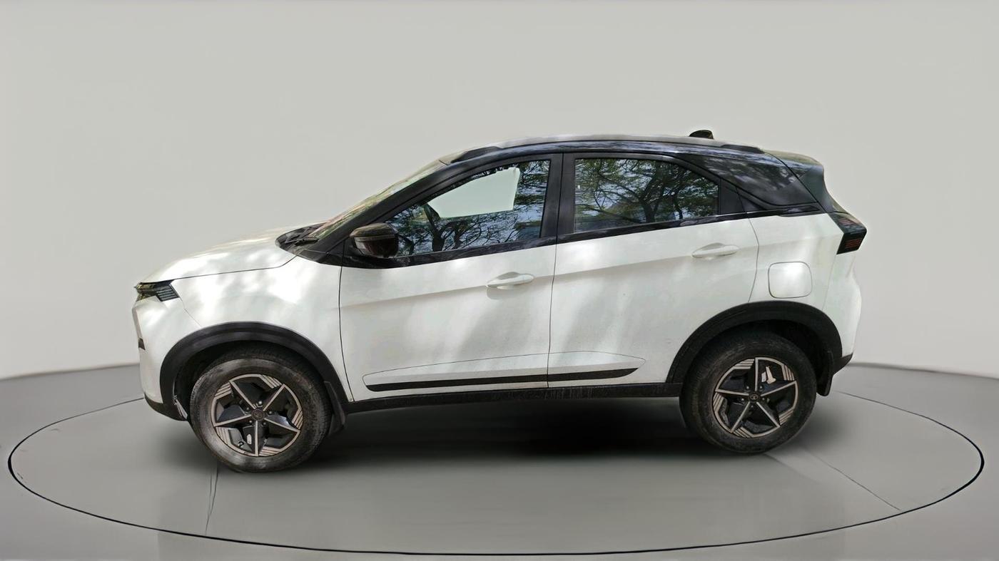 2023 Tata NEXON FEARLESS PLUS 1.2 REVOTRON 7 DCA DT, Petrol, Automatic, 56,929 km, exterior