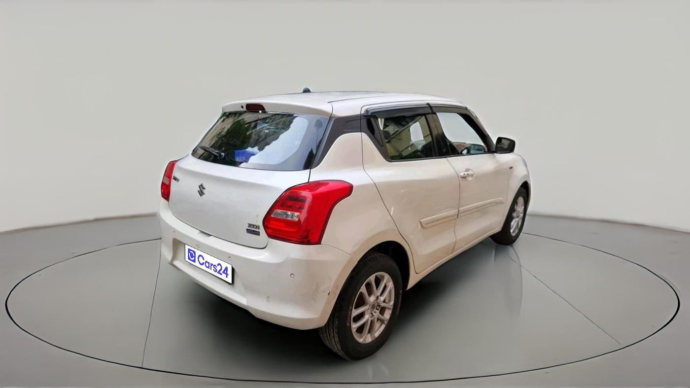 2018 Maruti Swift ZDI AMT, Diesel, Automatic, 1,11,471 km, exterior