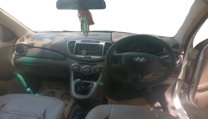 2012 Hyundai i10 MAGNA 1.2, Petrol, Manual, 95,952 km, interior