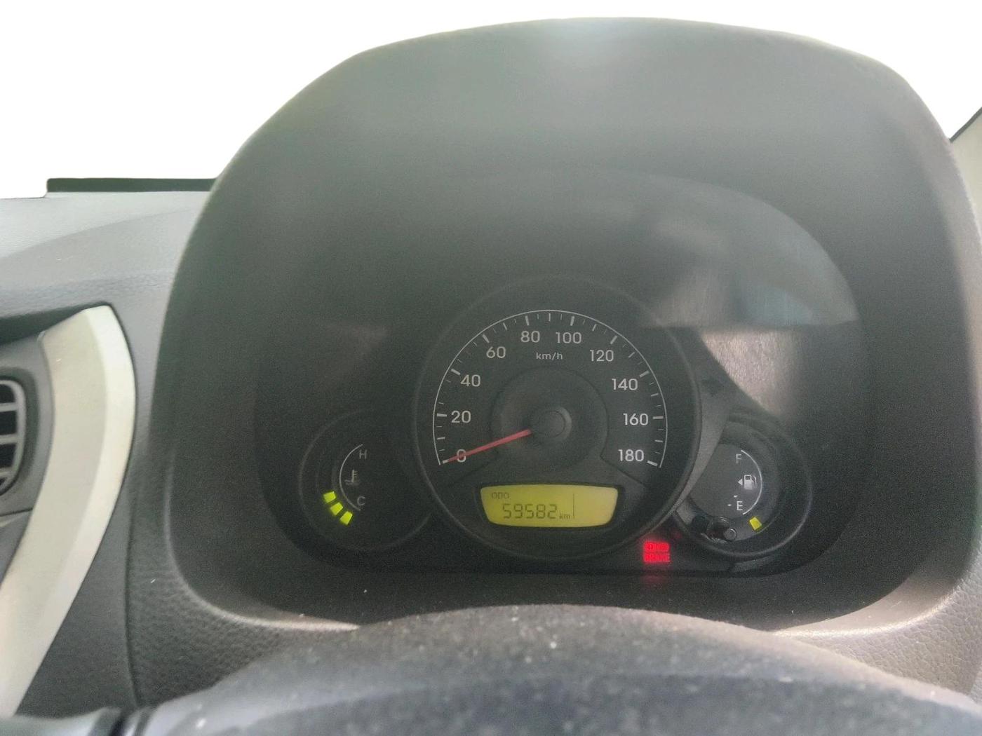 2016 Hyundai Eon ERA +, Petrol, Manual, 59,582 km, interior