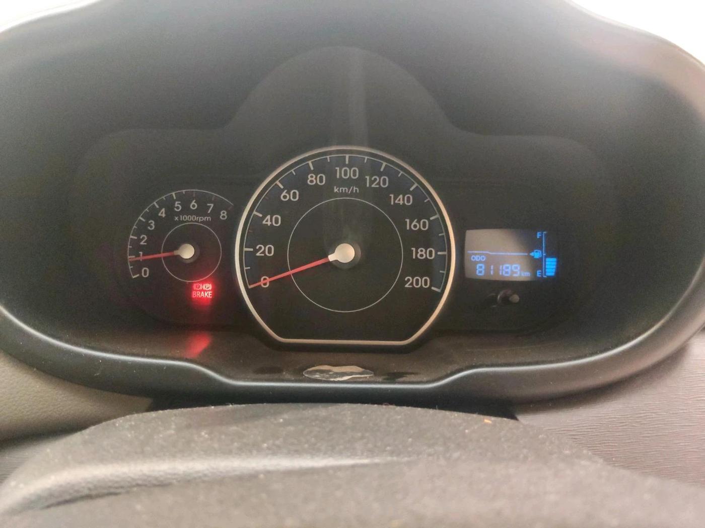 2015 Hyundai i10 MAGNA 1.1, Petrol, Manual, 81,189 km, interior