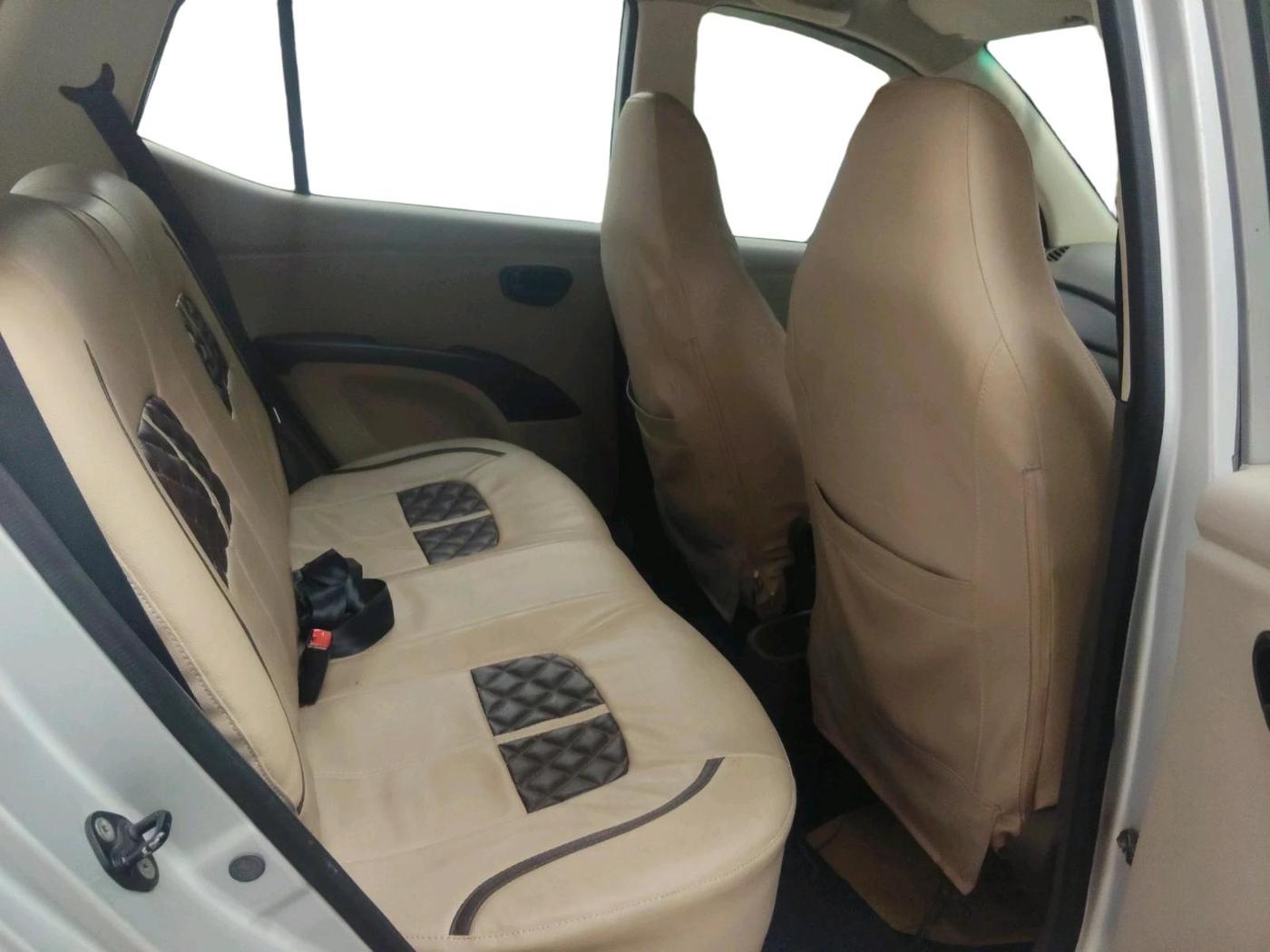 2015 Hyundai i10 MAGNA 1.1, Petrol, Manual, 81,189 km, interior