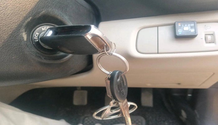 2019 Hyundai NEW SANTRO MAGNA, CNG, Manual, 1,07,040 km, interior