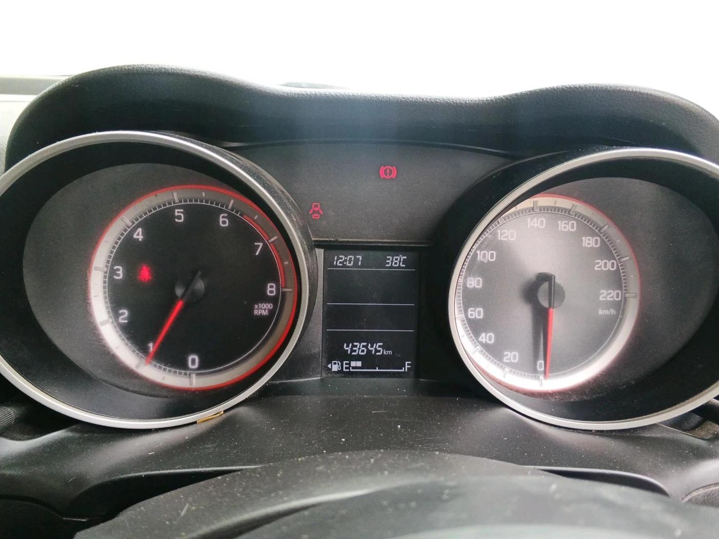 2023 Maruti Swift ZXI, Petrol, Manual, 43,645 km, interior