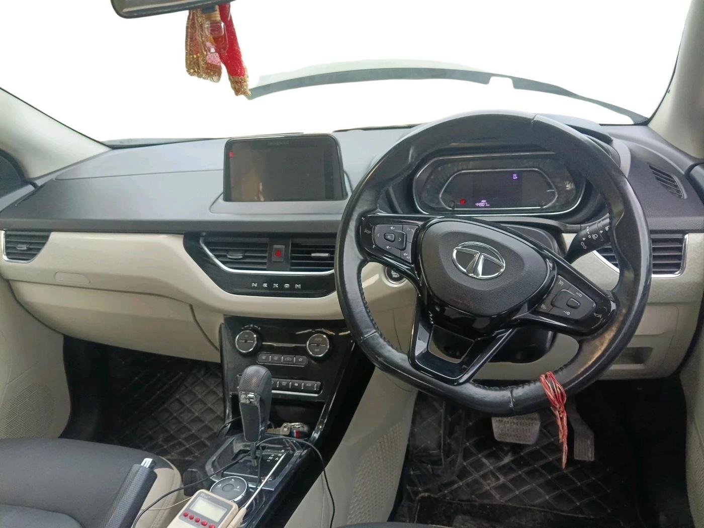 2021 Tata NEXON XZA PLUS (O) PETROL, Petrol, Automatic, 44,911 km, interior