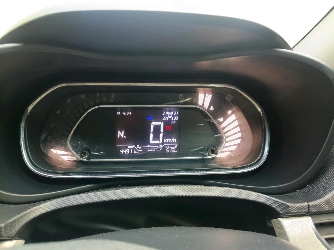 2021 Tata NEXON XZA PLUS (O) PETROL, Petrol, Automatic, 44,911 km, interior