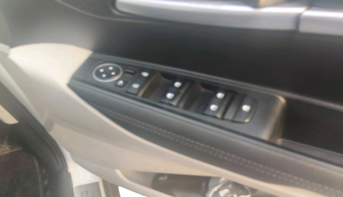 2022 KIA SONET HTX 1.0 IMT, Petrol, Manual, 53,485 km, interior